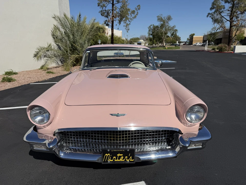 1957 Ford Thunderbird 1st Gen - Image 21 of 31