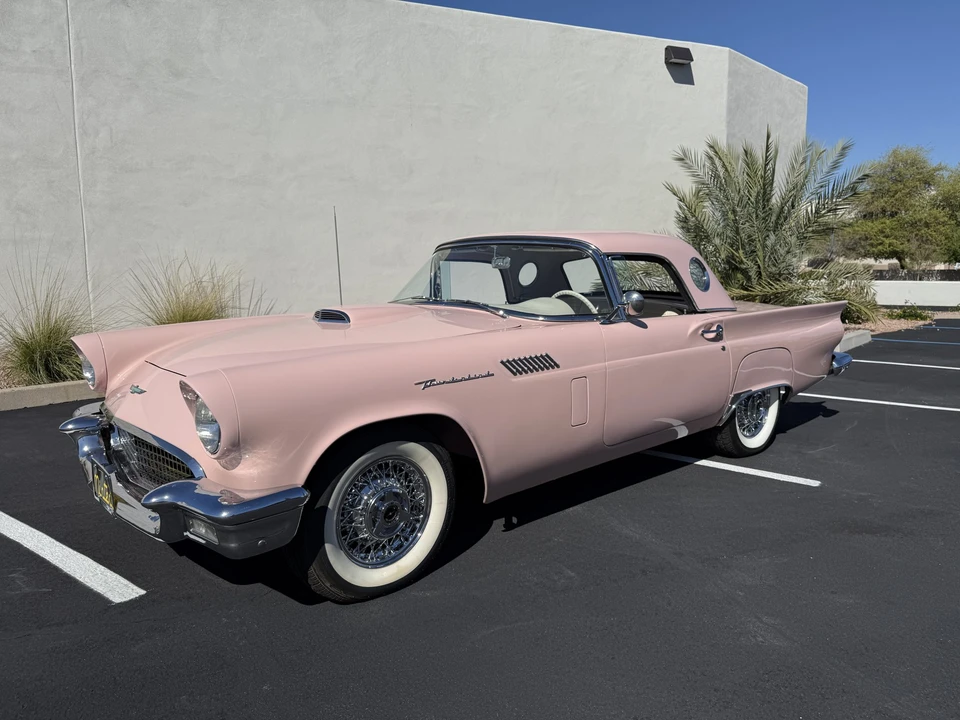 1957 Ford Thunderbird 1st Gen - Image 23 of 31