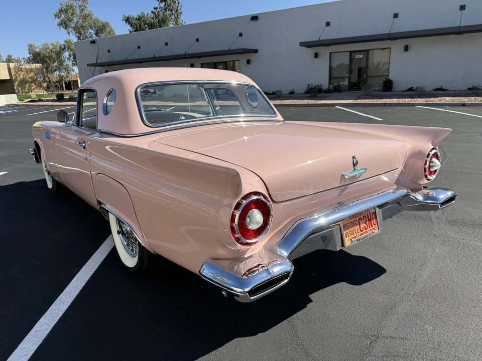1957 Ford Thunderbird 1st Gen - Image 27 of 31