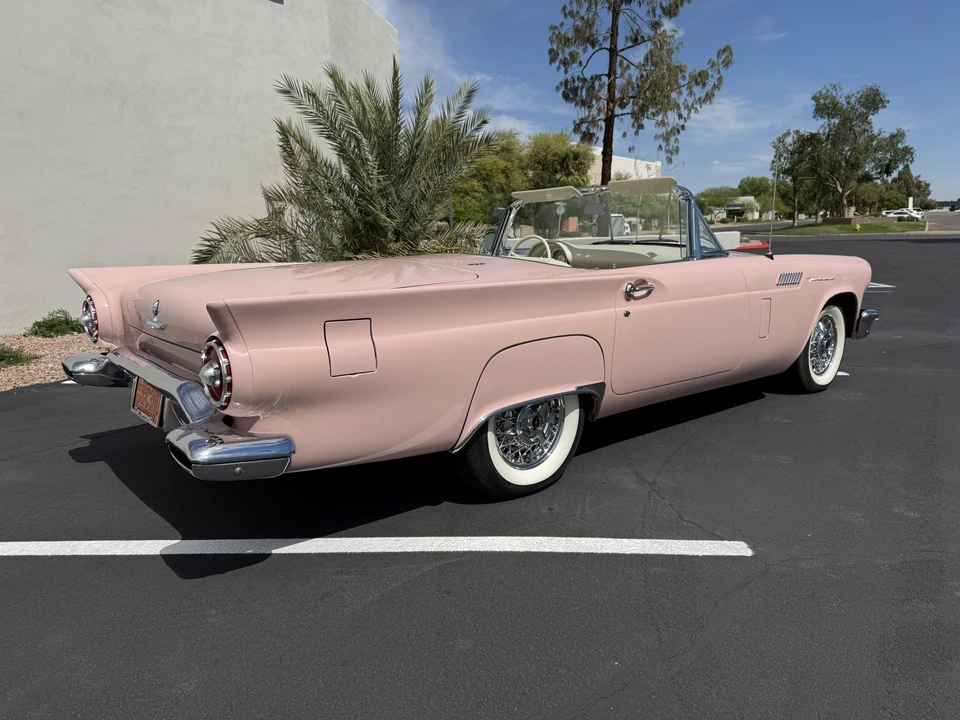 1957 Ford Thunderbird 1st Gen - Image 15 of 31