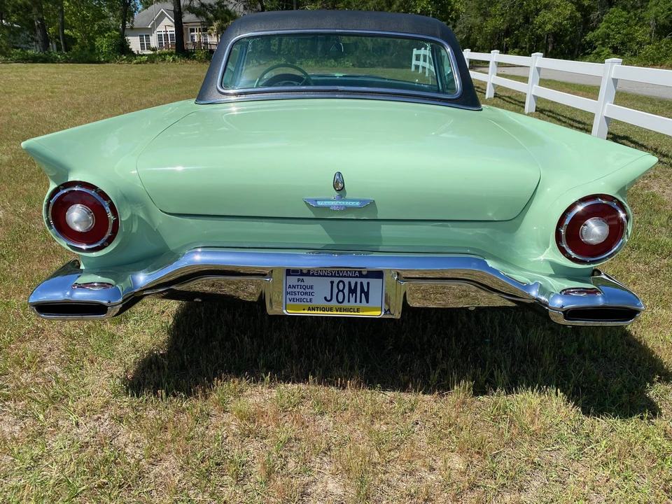 1957 Ford Thunderbird 1st Gen - Image 11 of 31
