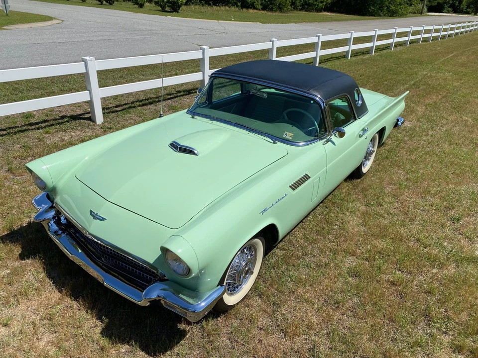 1957 Ford Thunderbird 1st Gen - Image 9 of 31