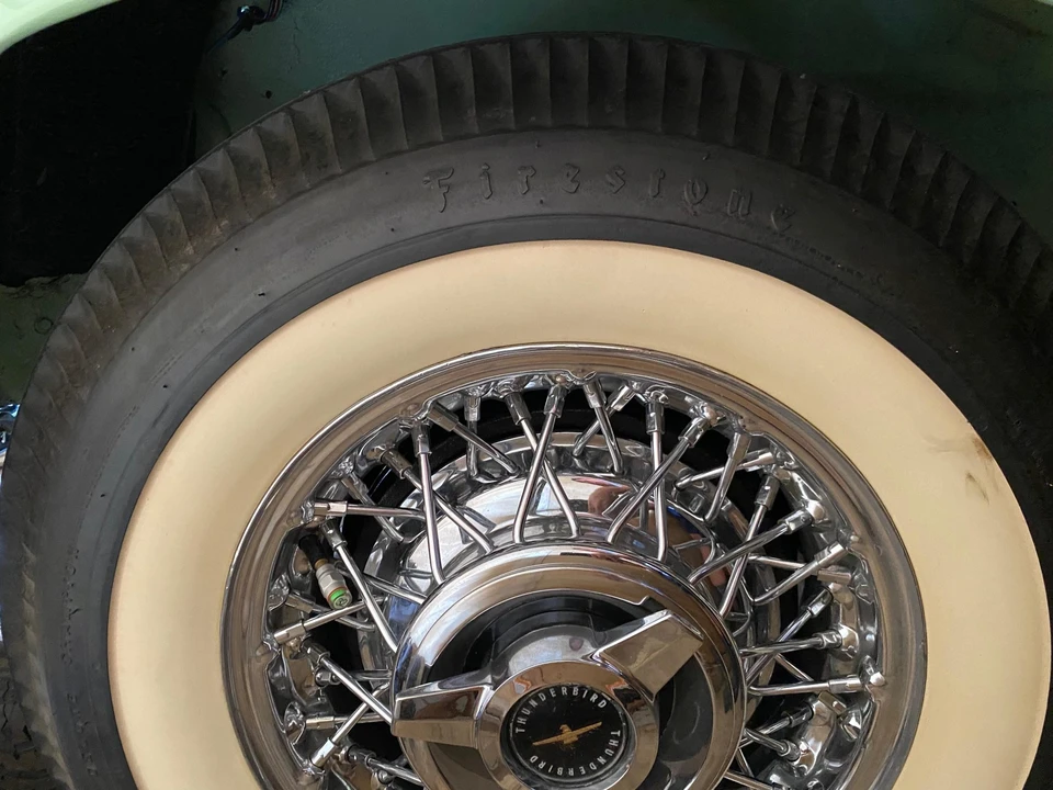 1957 Ford Thunderbird 1st Gen - Image 22 of 31
