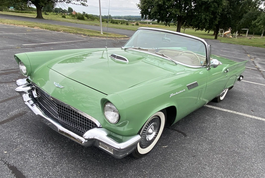 1957 Ford Thunderbird 1st Gen - Image 12 of 31