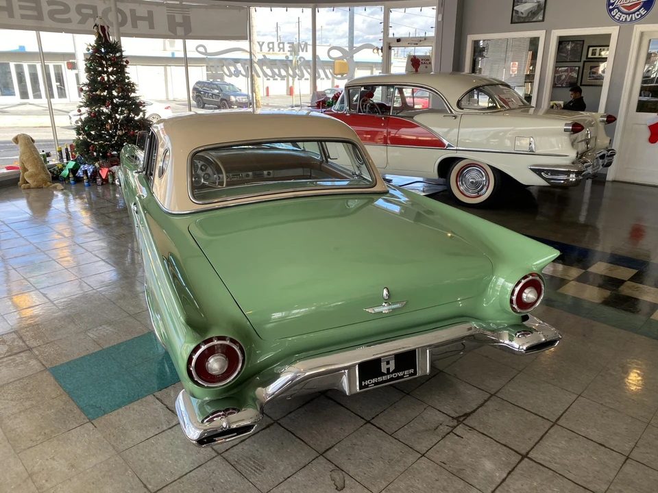 1957 Ford Thunderbird 1st Gen - Image 23 of 31
