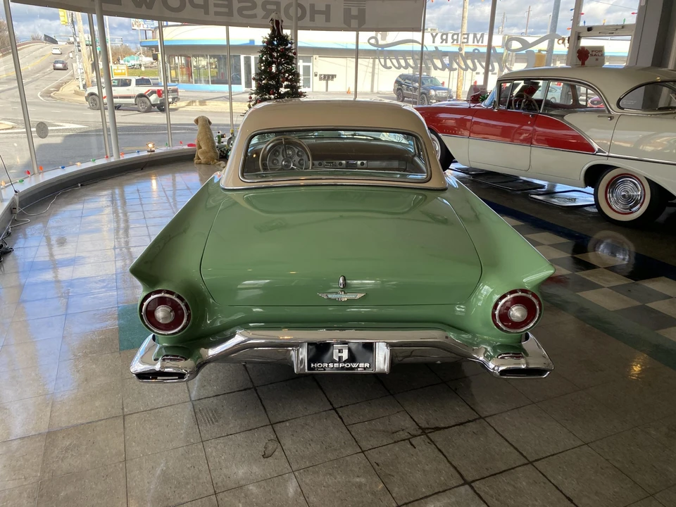 1957 Ford Thunderbird 1st Gen - Image 24 of 31