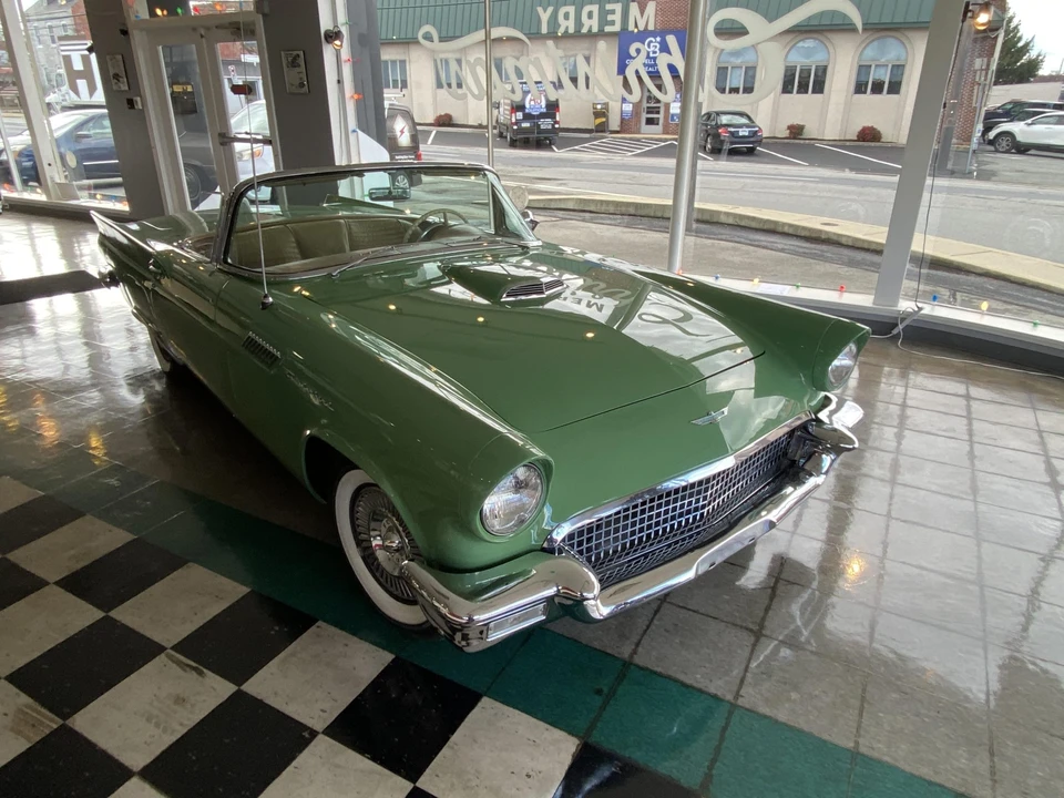 1957 Ford Thunderbird 1st Gen - Image 31 of 31
