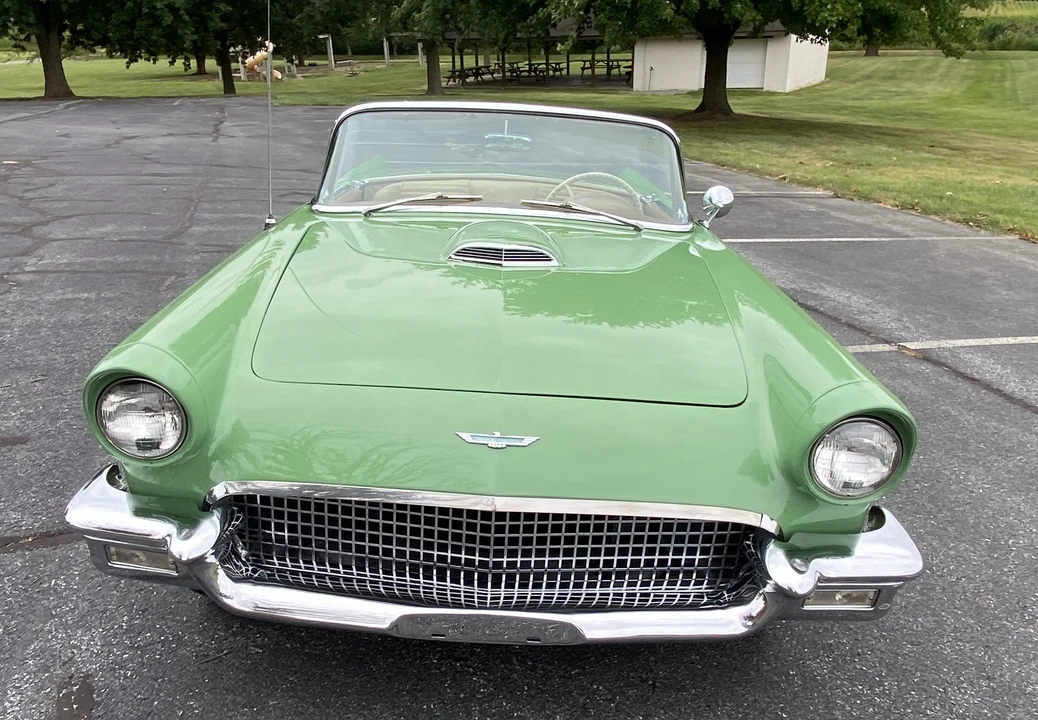 1957 Ford Thunderbird 1st Gen - Image 19 of 31