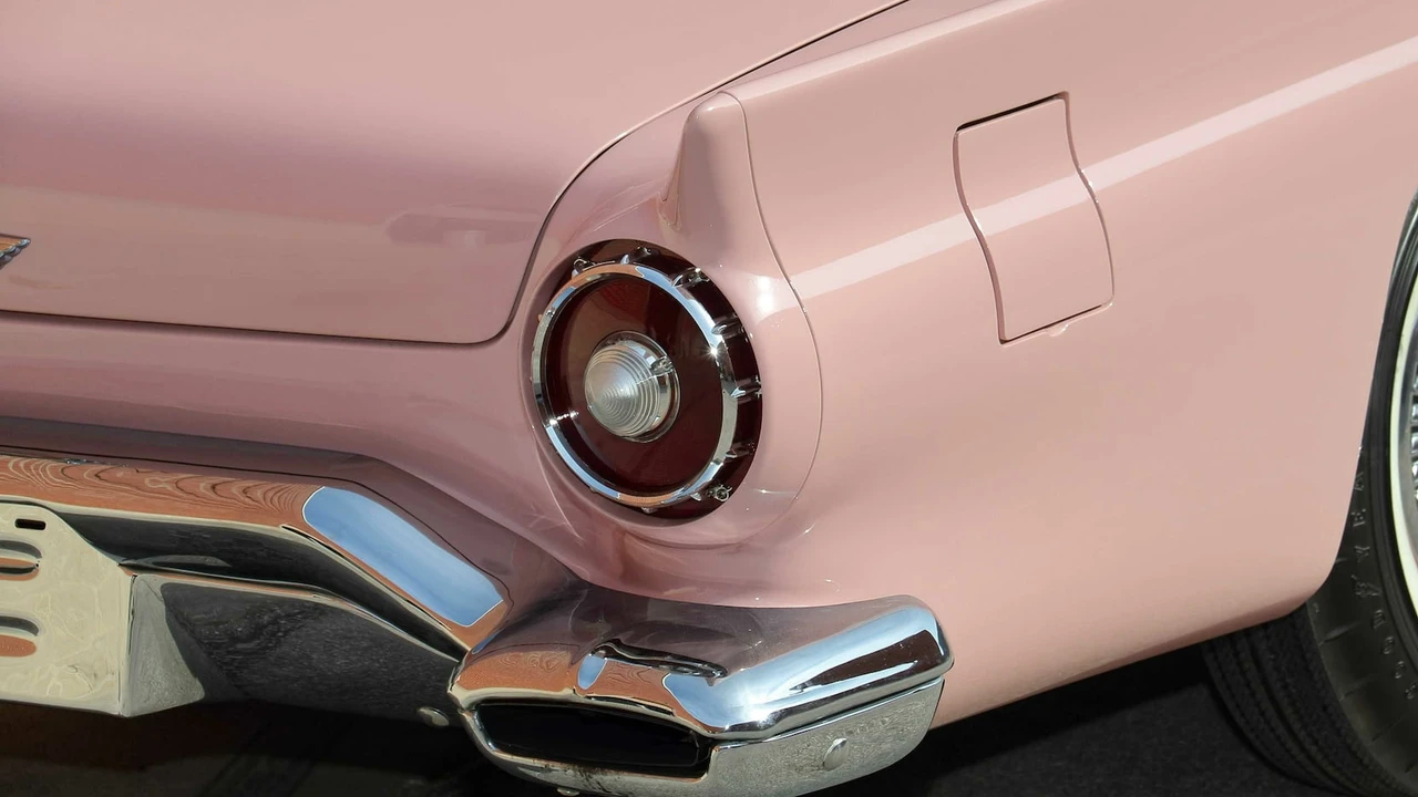 1957 Ford Thunderbird 1st Gen - Image 20 of 24