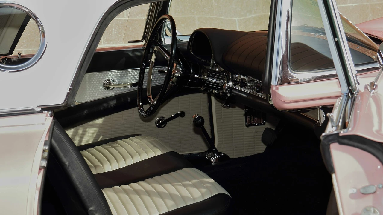 1957 Ford Thunderbird 1st Gen - Image 5 of 24