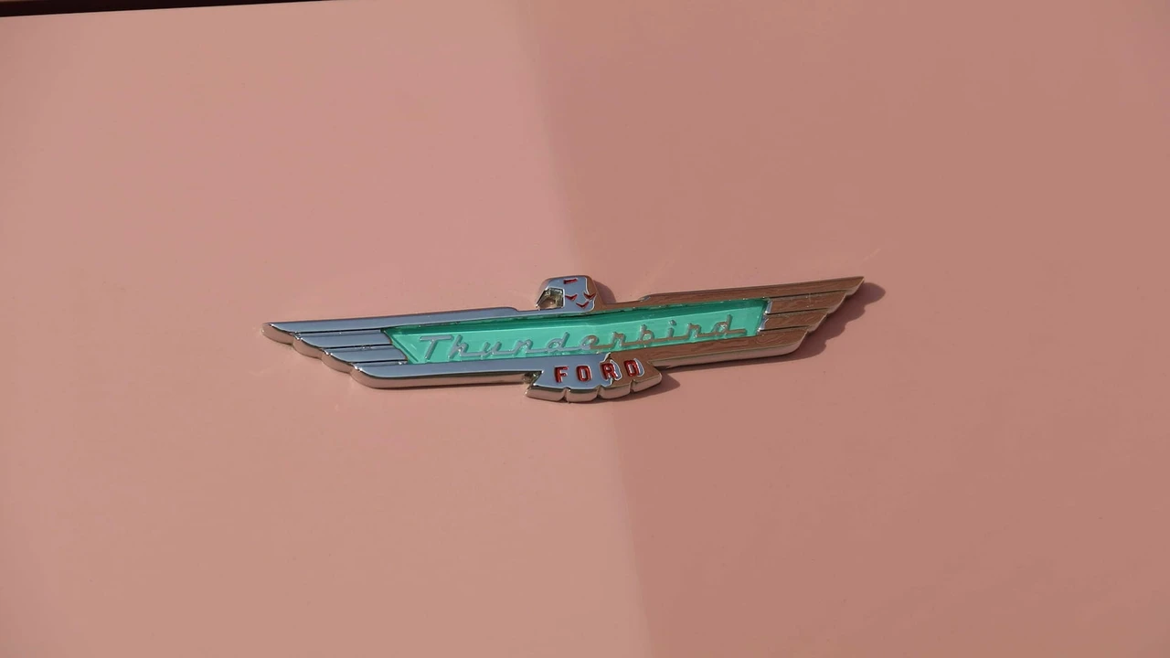 1957 Ford Thunderbird 1st Gen - Image 9 of 24