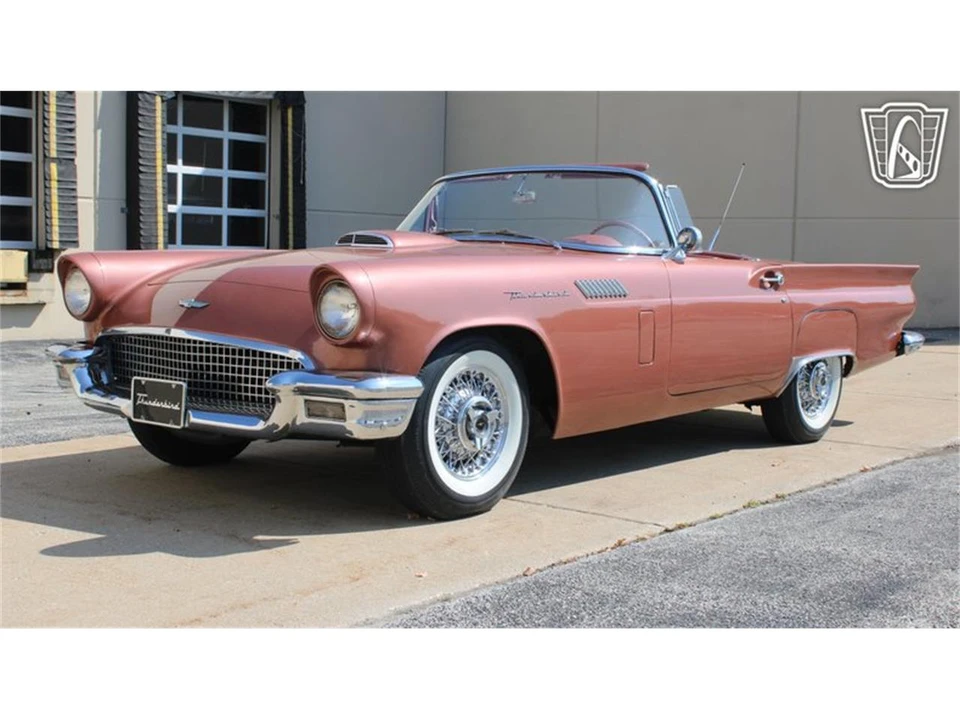 1957 Ford Thunderbird 1st Gen - Image 6 of 31