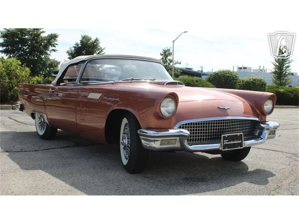 1957 Ford Thunderbird 1st Gen - Image 2 of 31