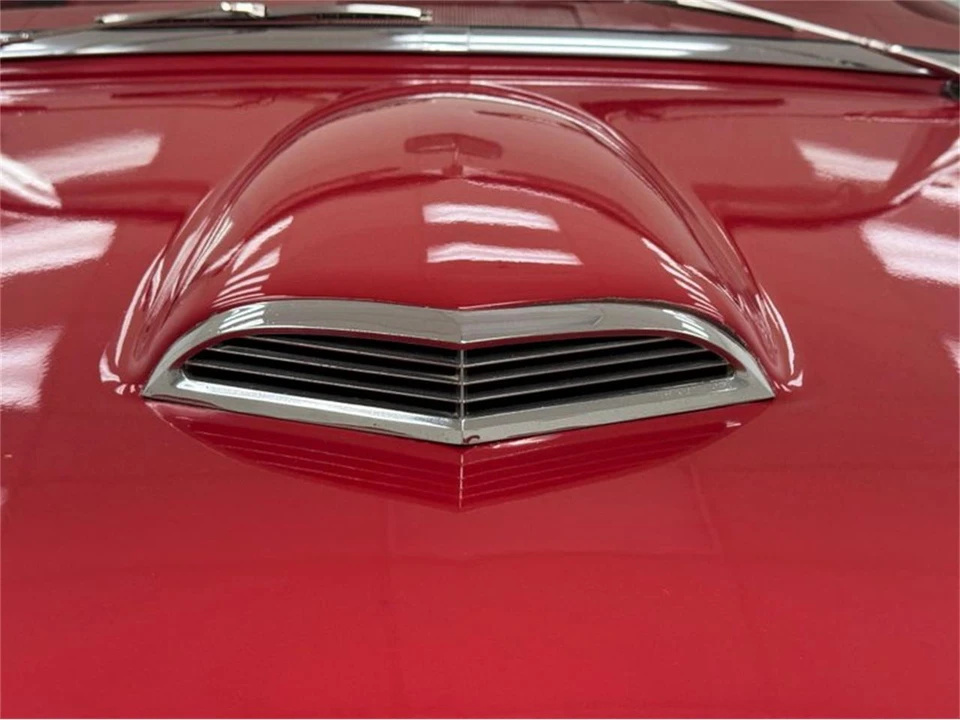 1957 Ford Thunderbird 1st Gen - Image 17 of 31