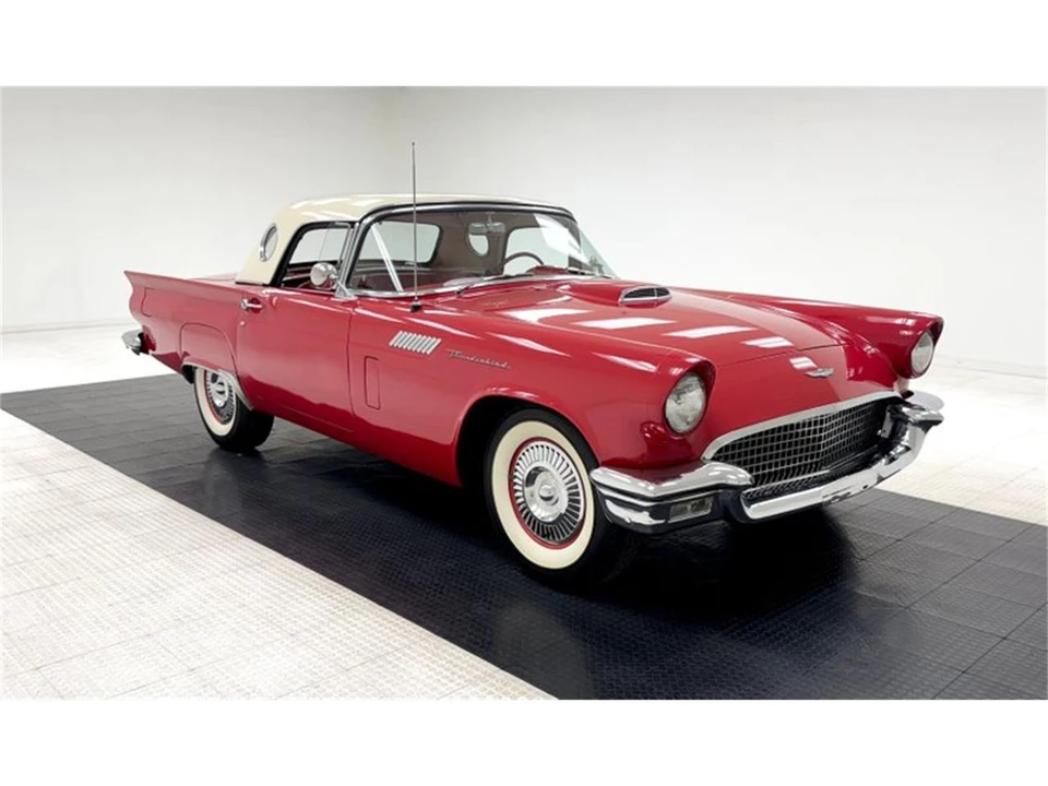 1957 Ford Thunderbird 1st Gen - Image 13 of 31