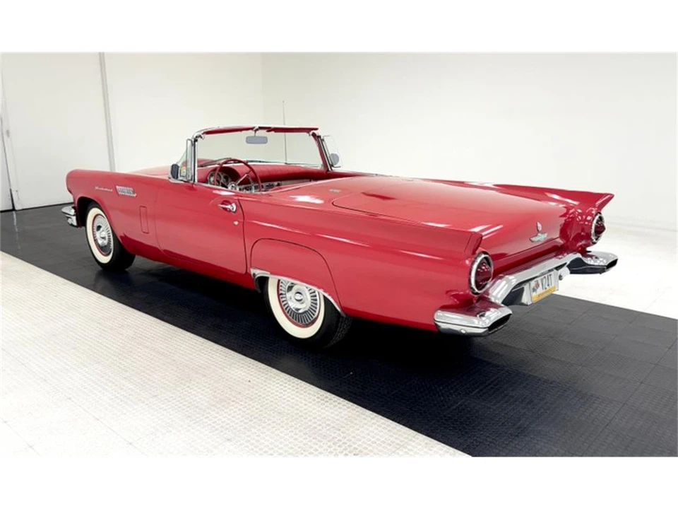 1957 Ford Thunderbird 1st Gen - Image 9 of 31