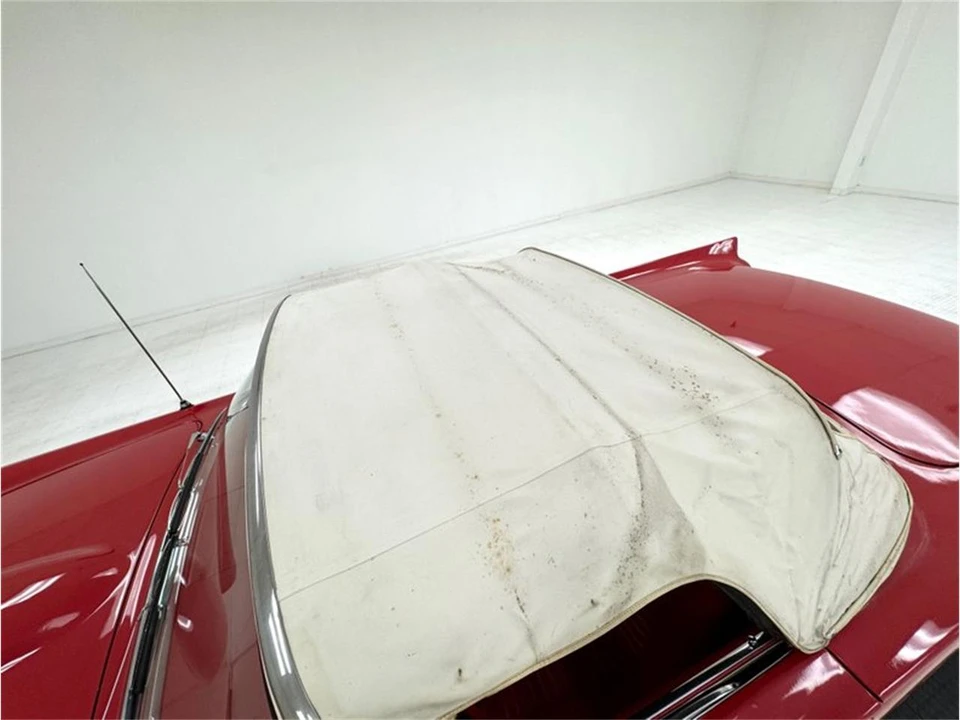 1957 Ford Thunderbird 1st Gen - Image 27 of 31