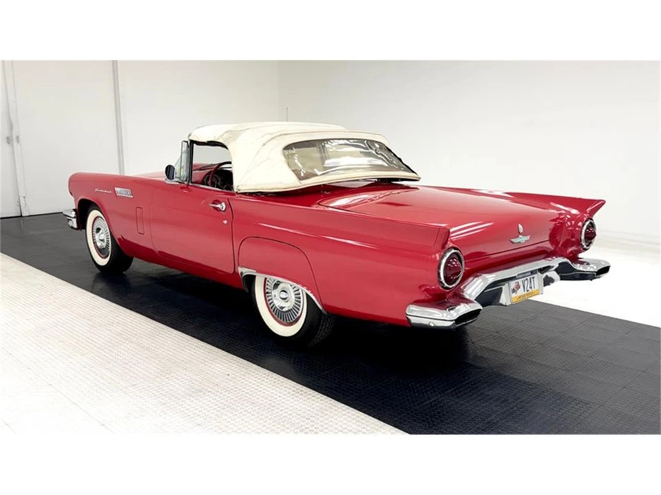 1957 Ford Thunderbird 1st Gen - Image 8 of 31