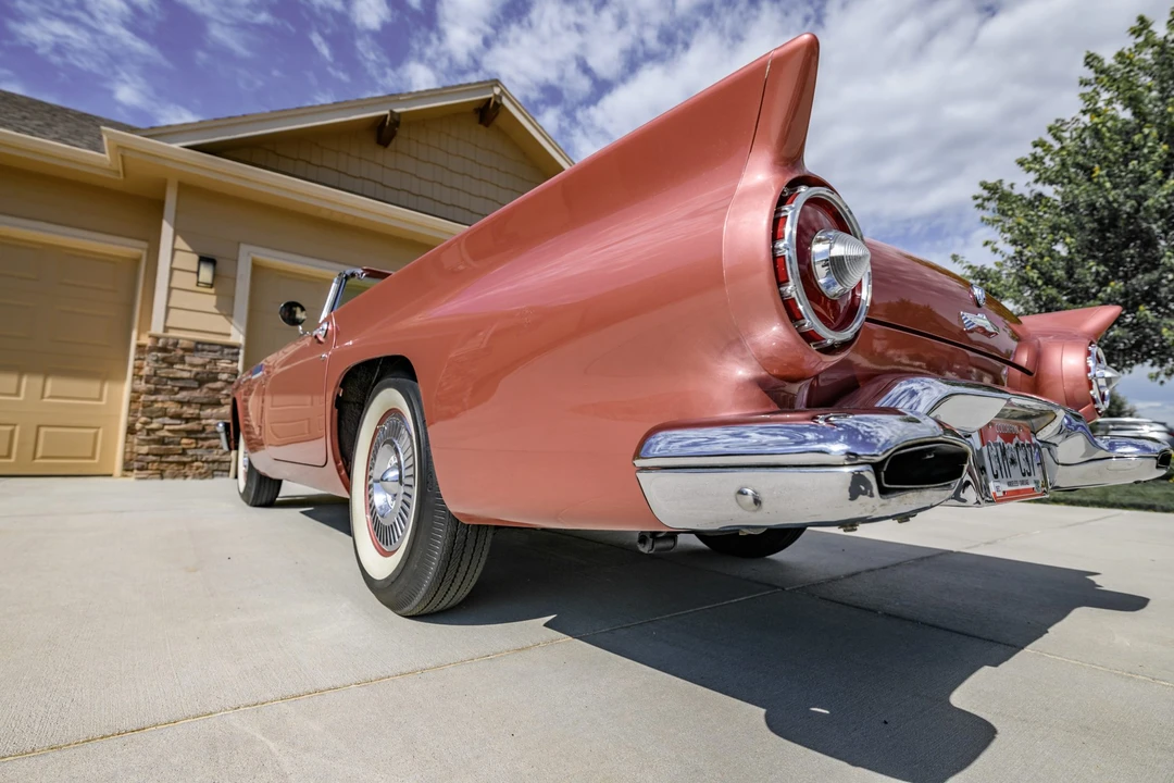 1957 Ford Thunderbird 1st Gen - Image 22 of 31