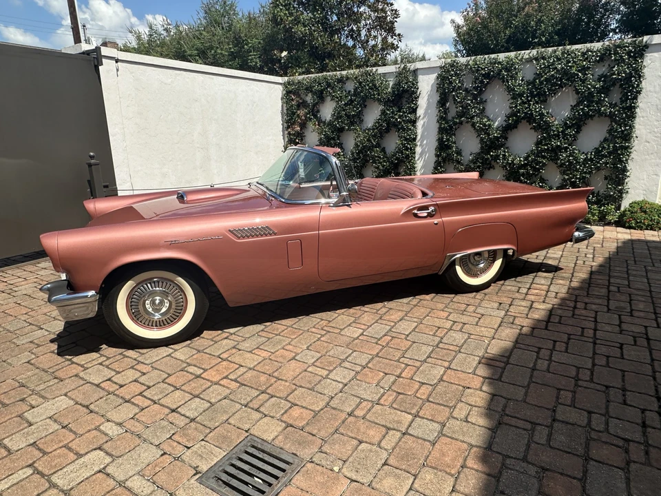 1957 Ford Thunderbird 1st Gen - Image 7 of 31