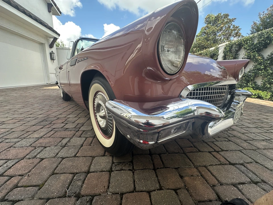 1957 Ford Thunderbird 1st Gen - Image 30 of 31