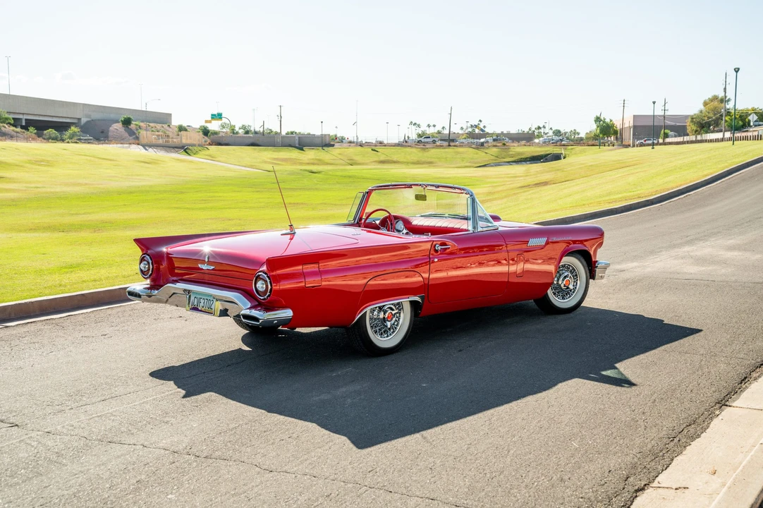 1957 Ford Thunderbird 1st Gen - Image 14 of 31