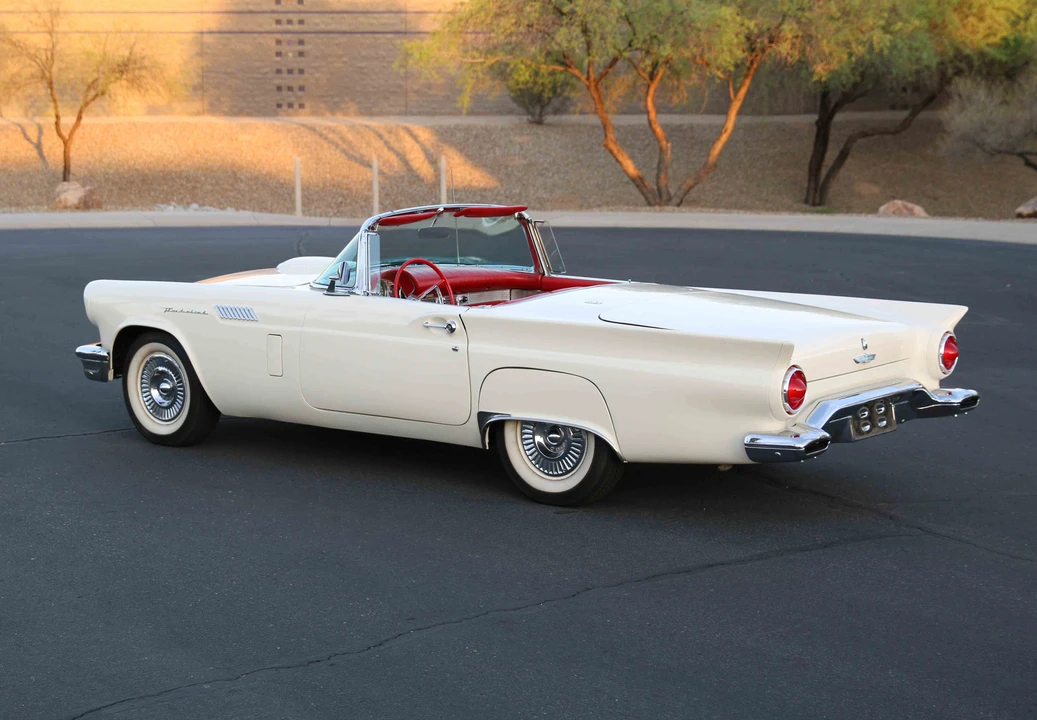1957 Ford Thunderbird 1st Gen - Image 19 of 31