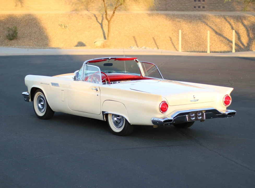 1957 Ford Thunderbird 1st Gen - Image 15 of 31