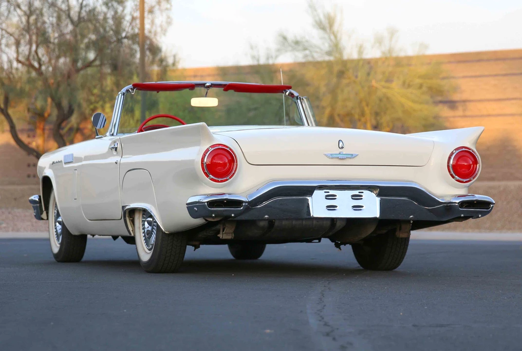 1957 Ford Thunderbird 1st Gen - Image 20 of 31