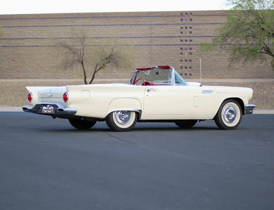 1957 Ford Thunderbird 1st Gen - Image 10 of 31