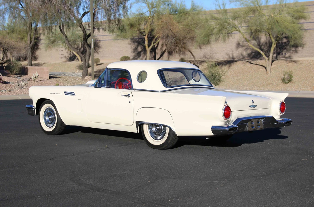 1957 Ford Thunderbird 1st Gen - Image 22 of 31