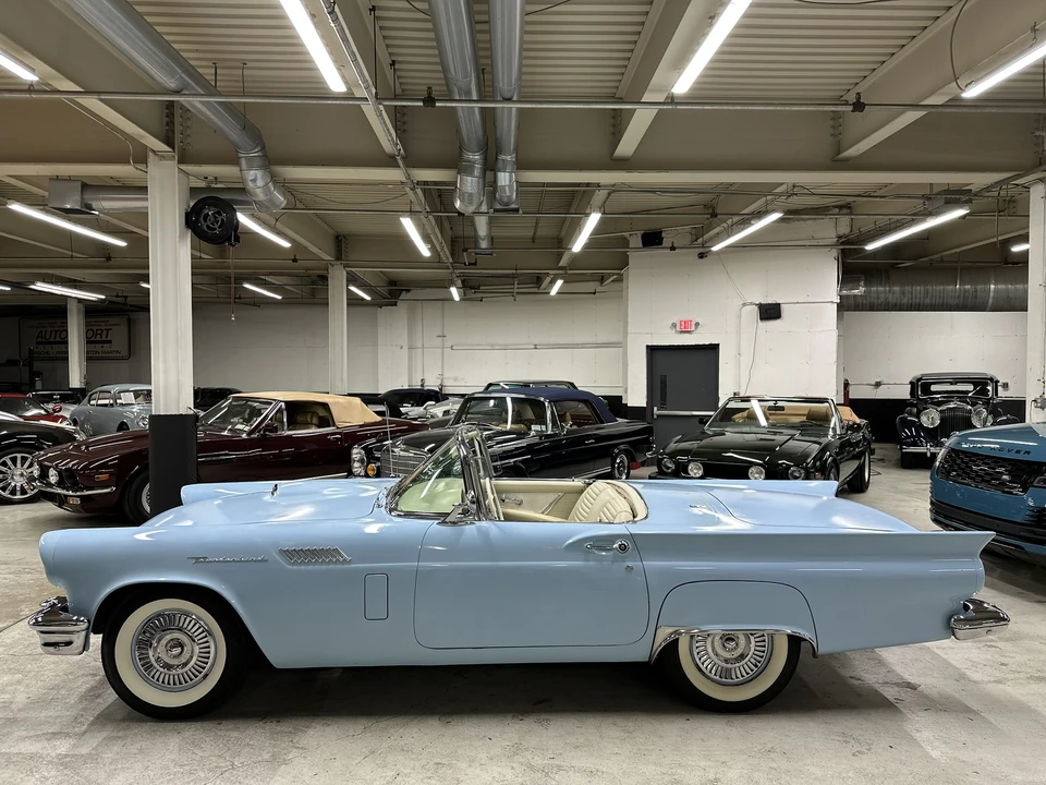 1957 Ford Thunderbird 1st Gen - Image 19 of 31