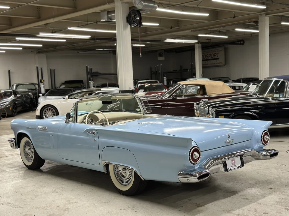 1957 Ford Thunderbird 1st Gen - Image 18 of 31