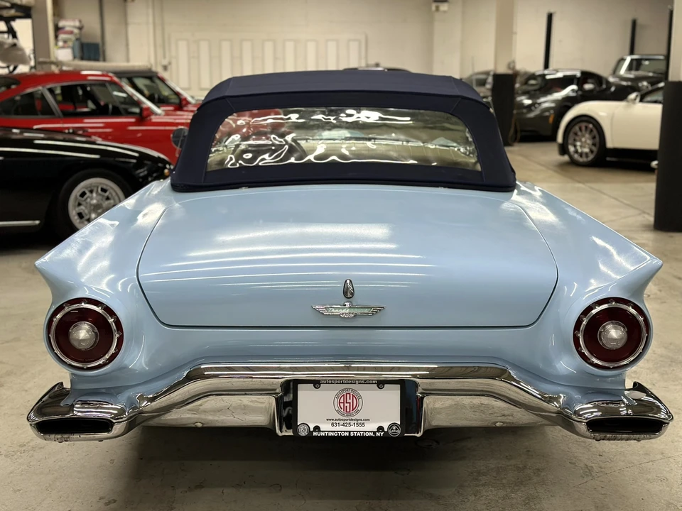 1957 Ford Thunderbird 1st Gen - Image 23 of 31