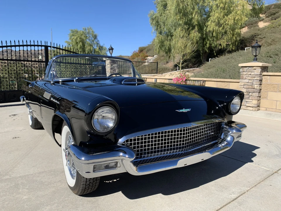 1957 Ford Thunderbird 1st Gen - Image 12 of 31