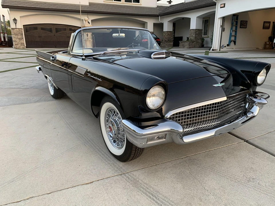 1957 Ford Thunderbird 1st Gen - Image 13 of 31