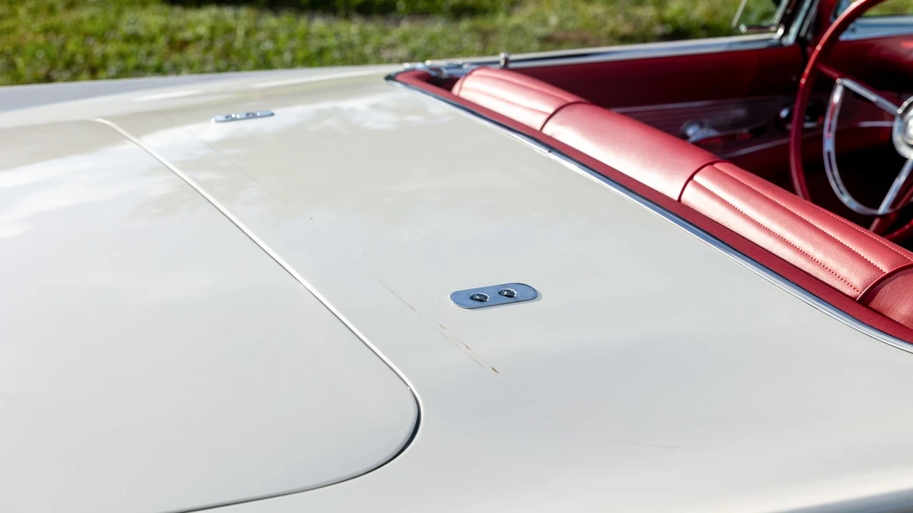 1957 Ford Thunderbird 1st Gen - Image 31 of 31