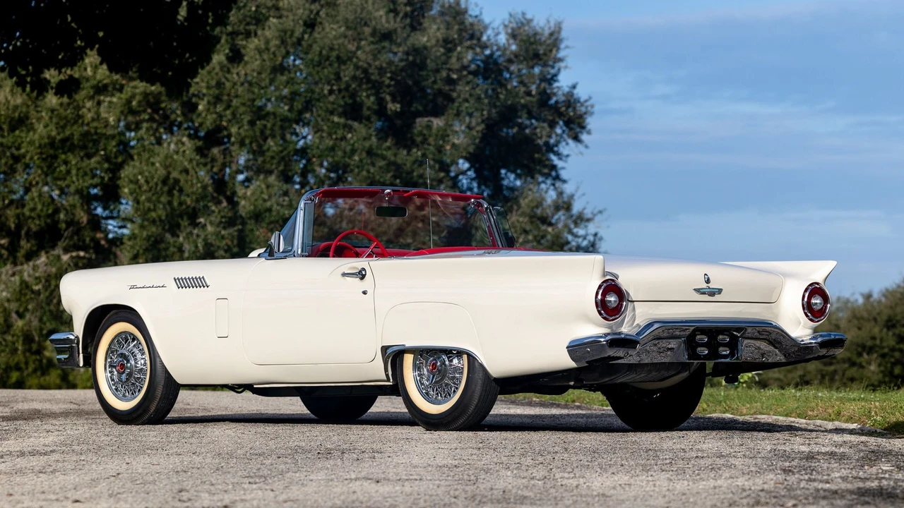 1957 Ford Thunderbird 1st Gen - Image 12 of 31
