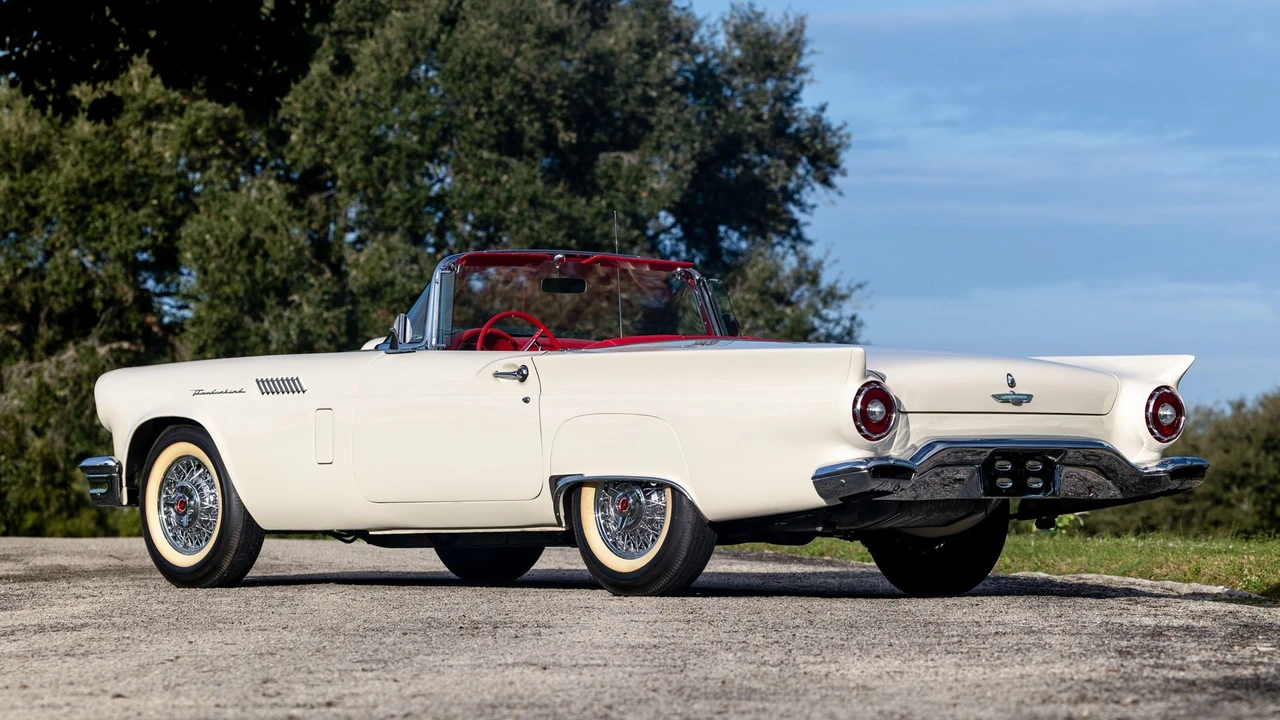 1957 Ford Thunderbird 1st Gen - Image 4 of 31