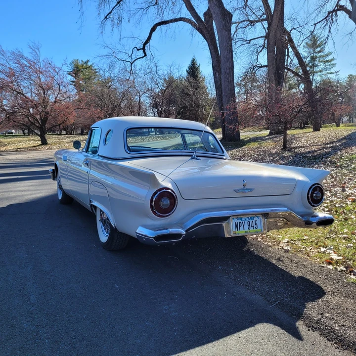 1957 Ford Thunderbird 1st Gen - Image 20 of 31