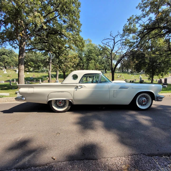 1957 Ford Thunderbird 1st Gen - Image 13 of 31