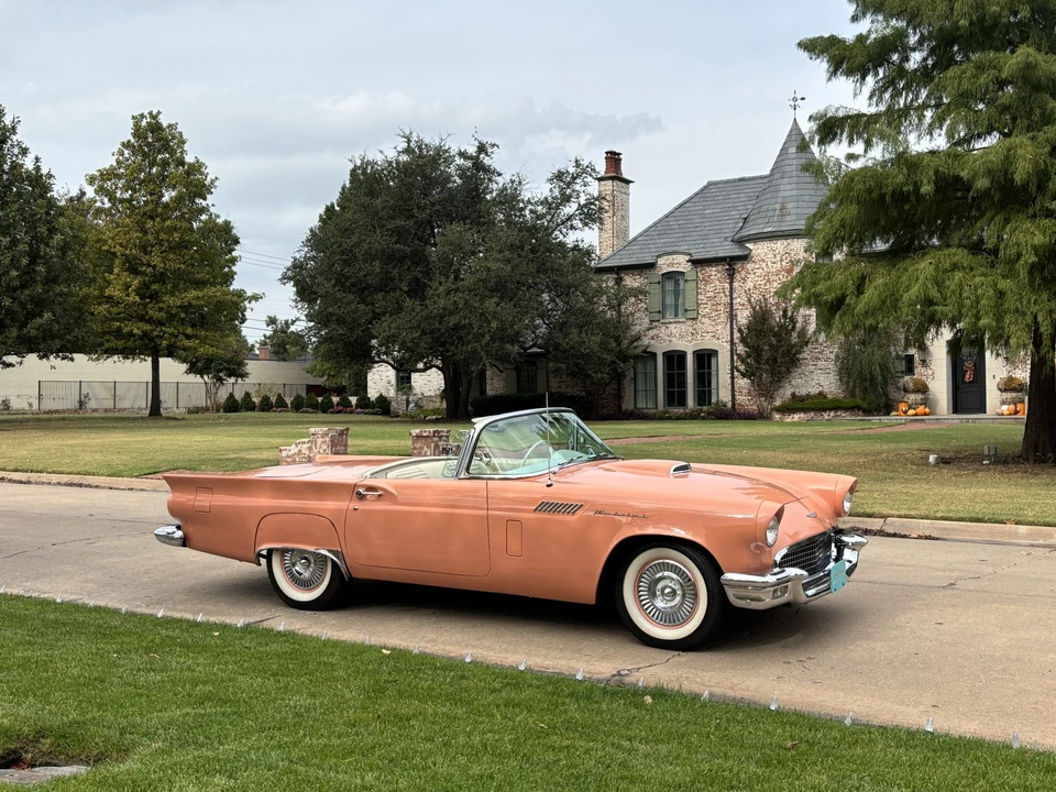 1957 Ford Thunderbird 1st Gen - Image 17 of 31