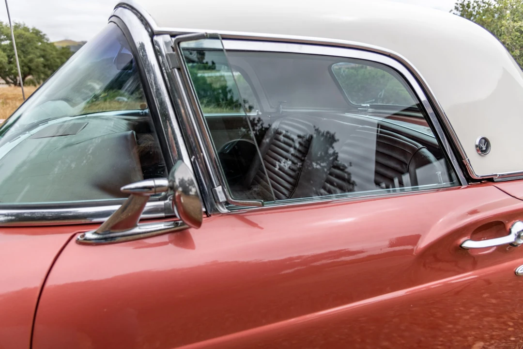 1957 Ford Thunderbird 1st Gen - Image 24 of 31