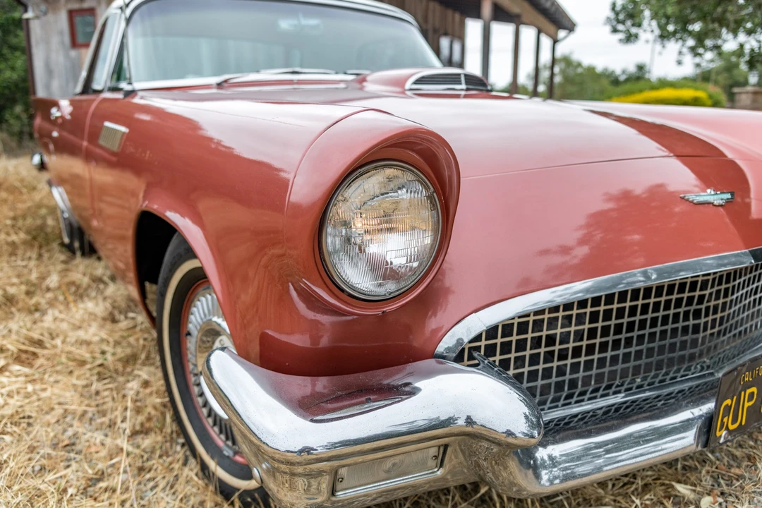 1957 Ford Thunderbird 1st Gen - Image 11 of 31
