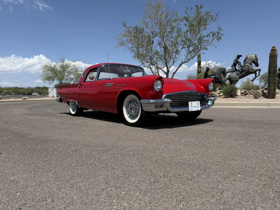 1957 Ford Thunderbird 1st Gen - Image 14 of 31