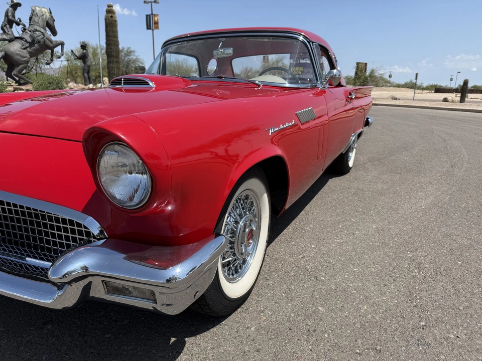 1957 Ford Thunderbird 1st Gen - Image 20 of 31