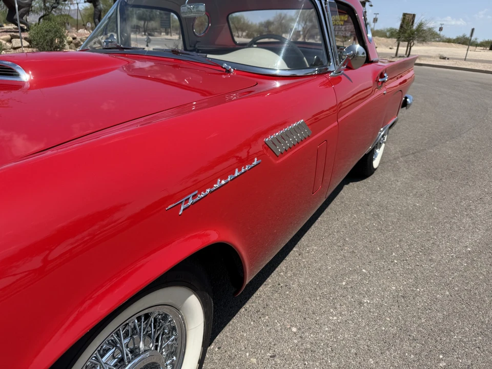 1957 Ford Thunderbird 1st Gen - Image 21 of 31