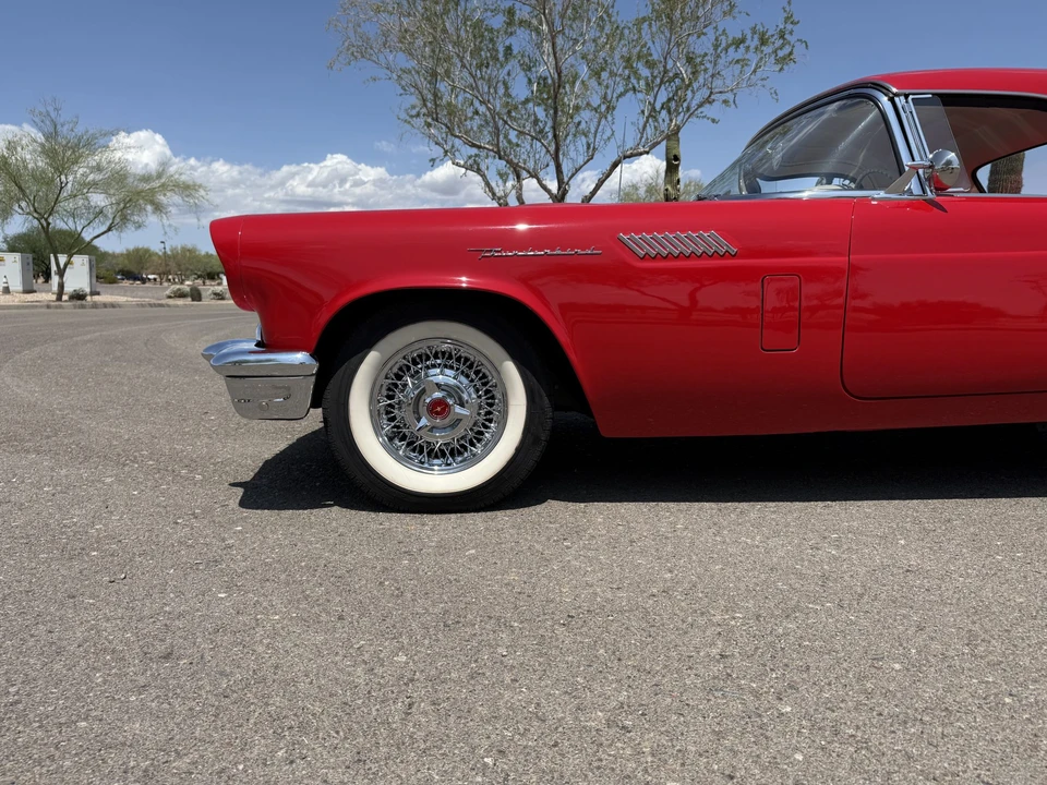1957 Ford Thunderbird 1st Gen - Image 23 of 31