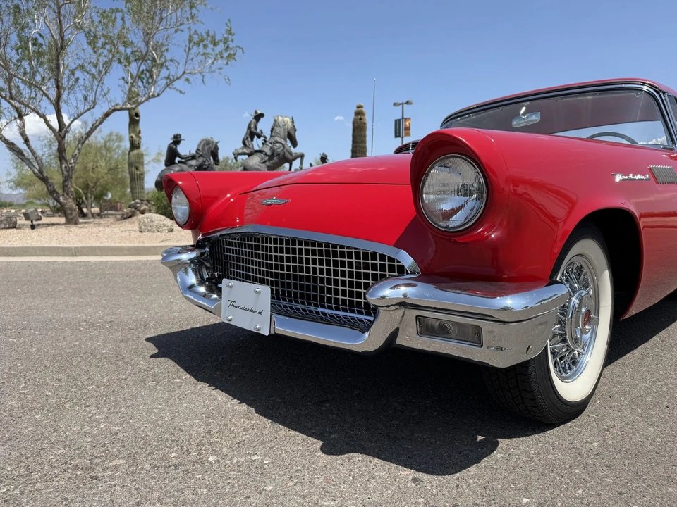 1957 Ford Thunderbird 1st Gen - Image 19 of 31