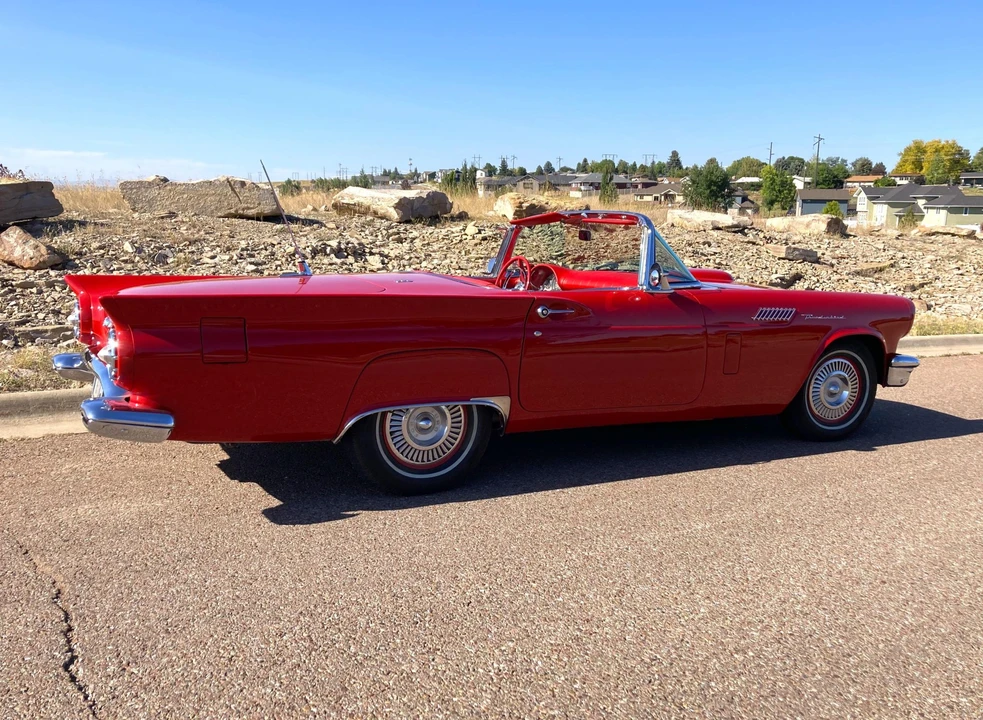 1957 Ford Thunderbird 1st Gen - Image 10 of 31